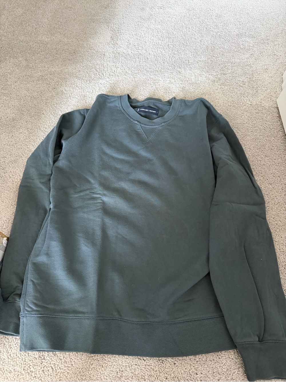 Men’s Everlane crewneck